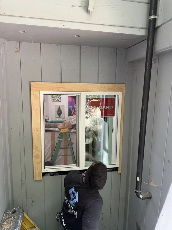 Window Replacement — DURING